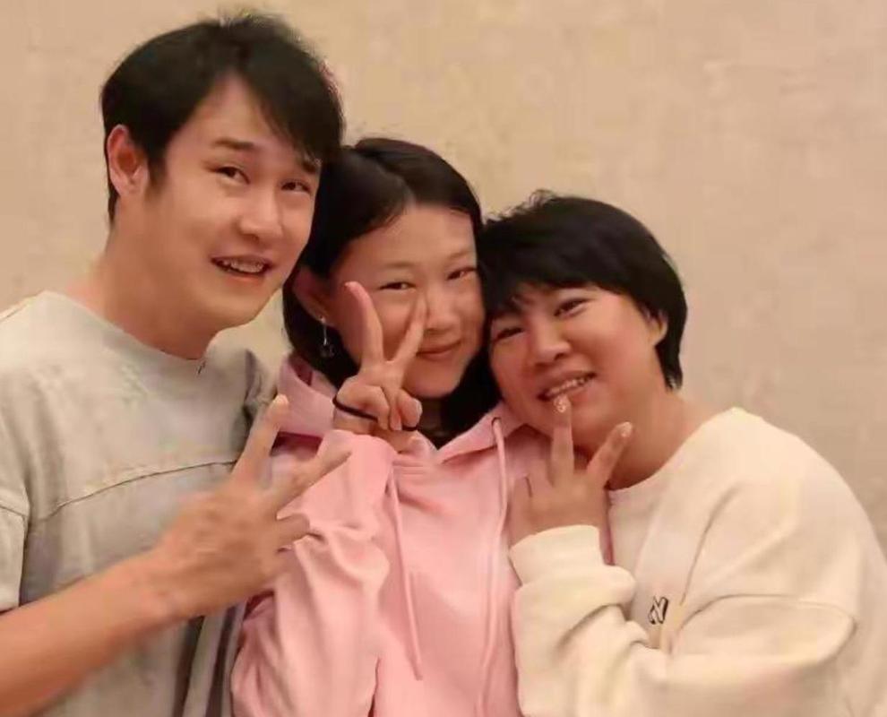2025年新澳资料图和小沈阳女儿将出道与小沈阳女儿最近